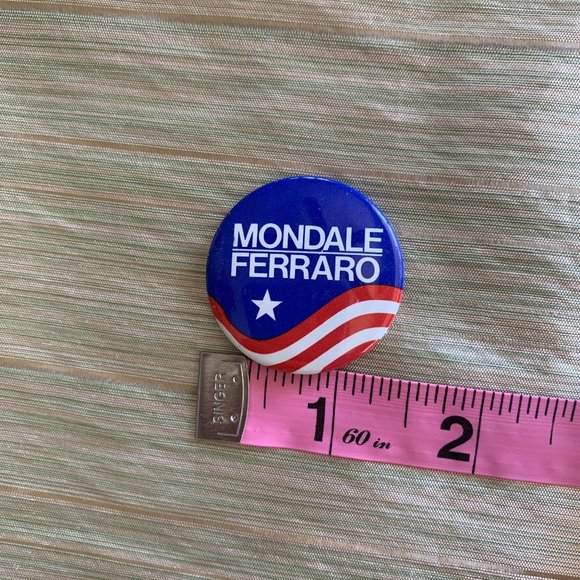 Mondale/Ferraro pin.  FREE🔥🔥 w/ any other purchase! - Picture 3 of 3